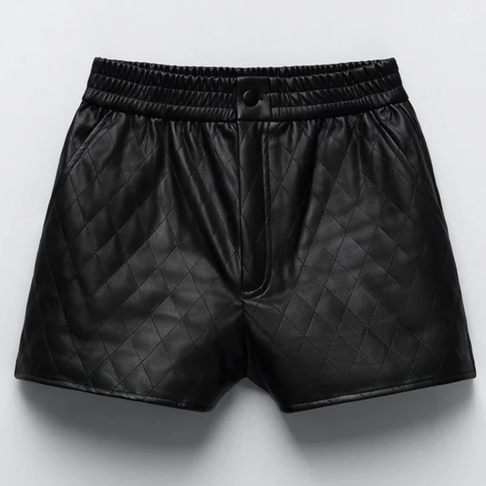 Zara Faux Leather Mini Black Quilted Shorts